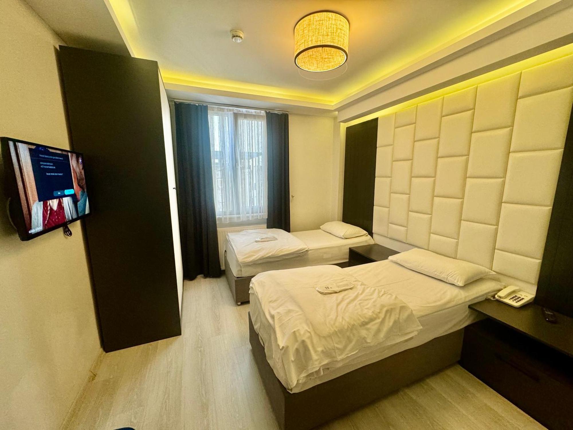 Aram Edessa Hotel Istanbul Exterior photo
