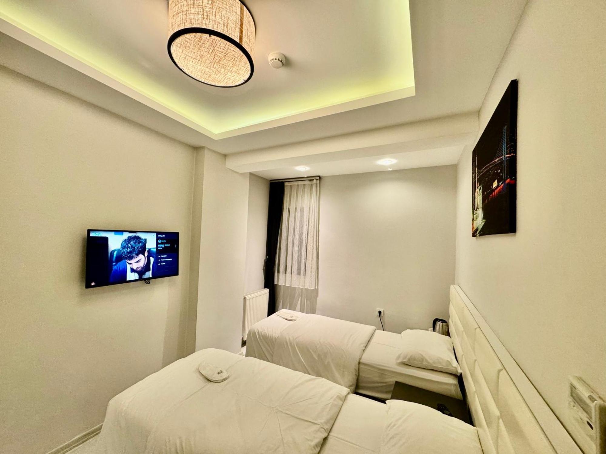 Aram Edessa Hotel Istanbul Exterior photo